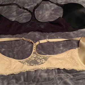 Size 40DD Maidenform Racer Back front closed underwire bras
